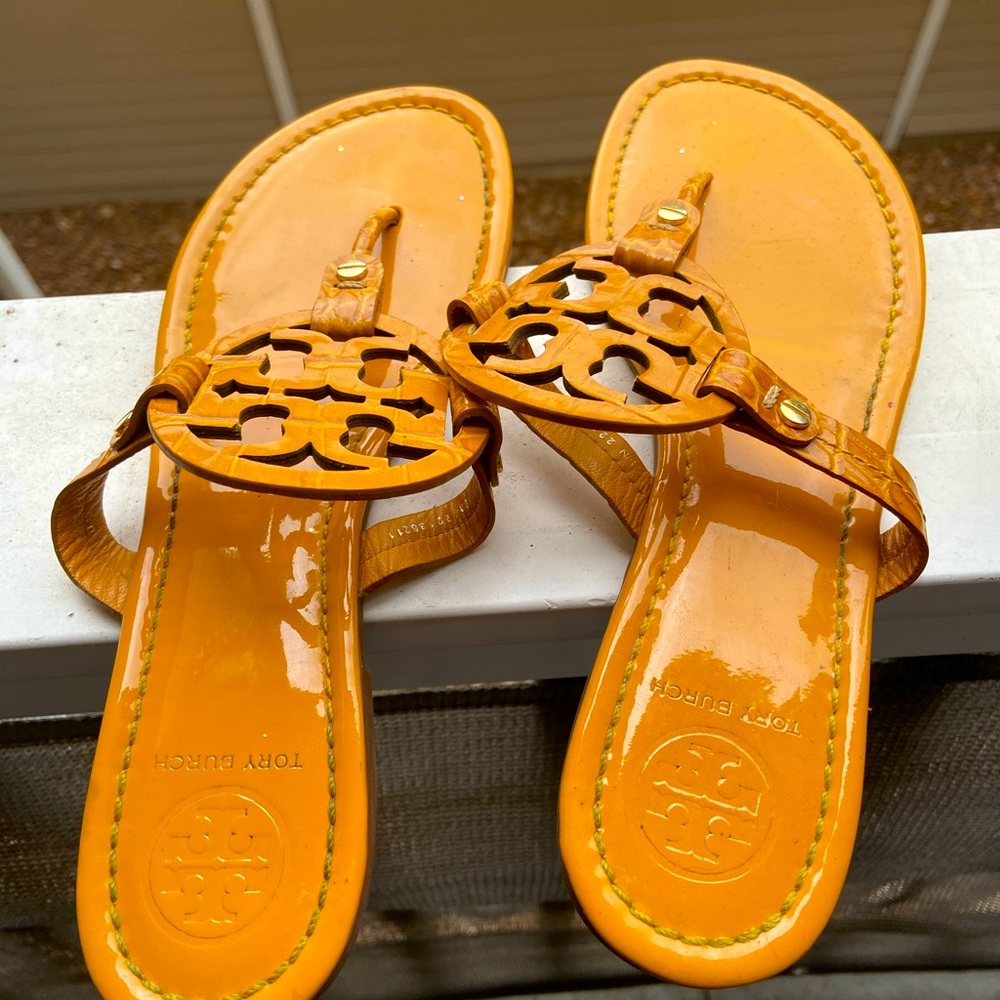 Tory Burch Flip flops